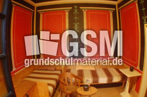 Xanten - Herberge - Schlafkammern 2.JPG